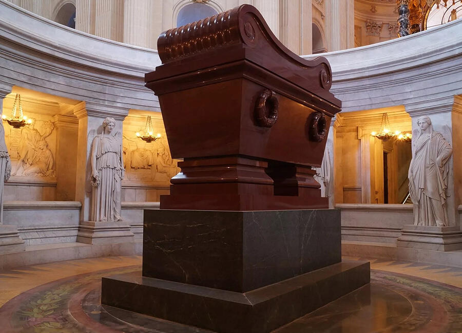 The tomb on the Invalides Napoleon Tomb Tour